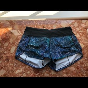 LULULEMON SHORTS